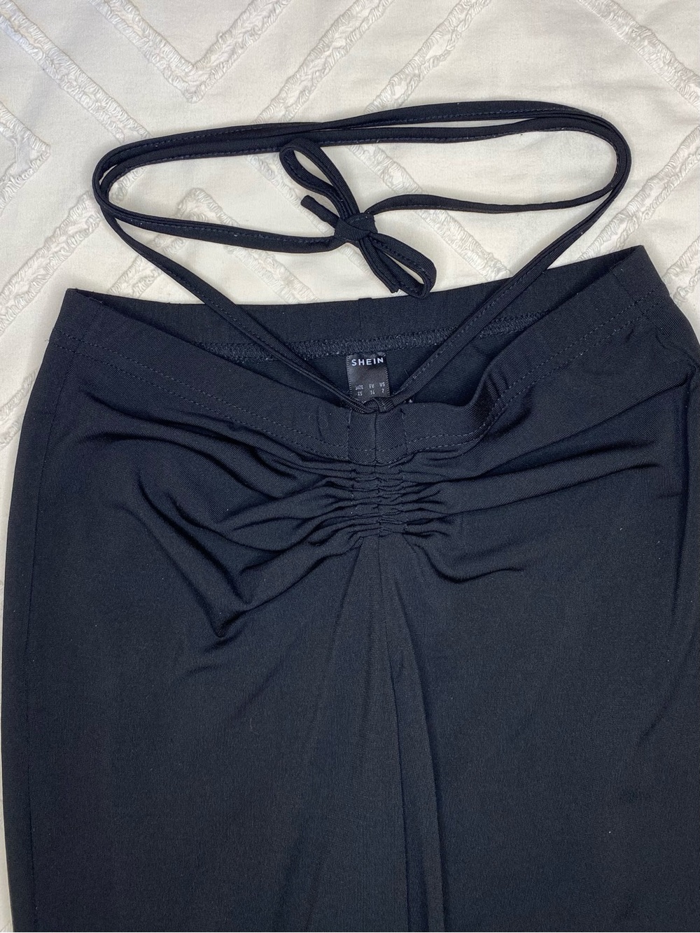 Black Ruched Front Drawstring Pants - Picture 4 of 4
